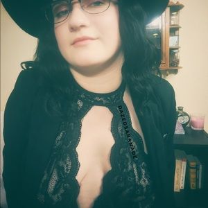 Meet your Posher, Saranade